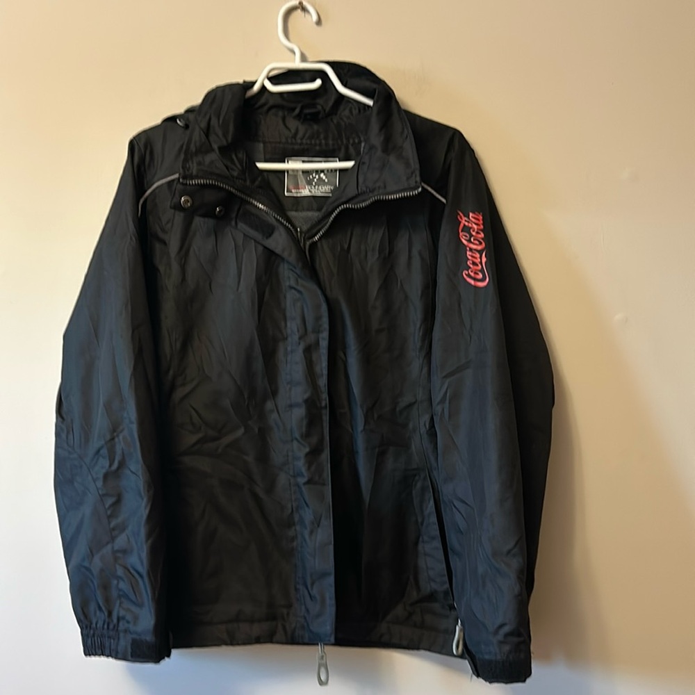 COCA COLA windbreaker size M  new without tags hood double zip front zip pockets
